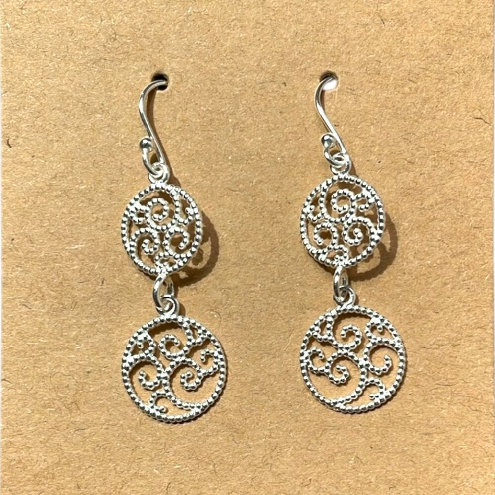 NWOT Filigree Dangle Fashion Earrings - Picture 2 of 8